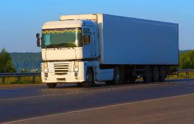 Antalya ile Güzelbahçe Arası Öğrenci Eşyası Taşıma